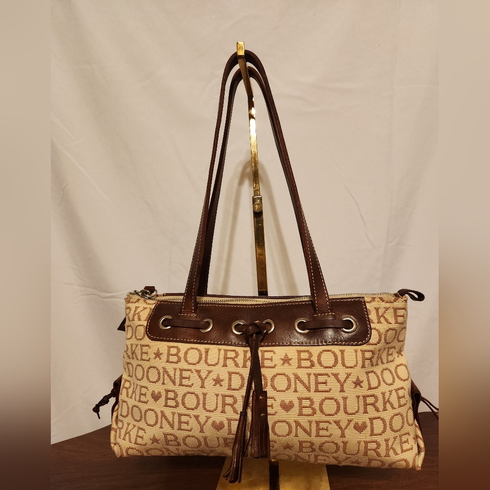 Vintage Dooney & Bourke hearts & stars themed bag